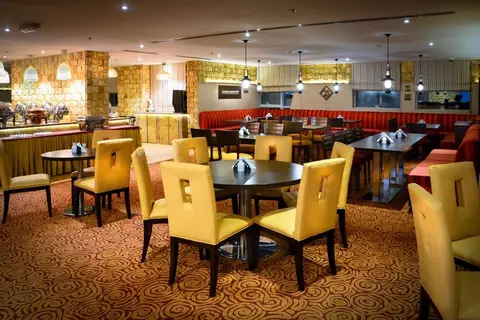 Golden Ocean Hotel in Doha — foto 11