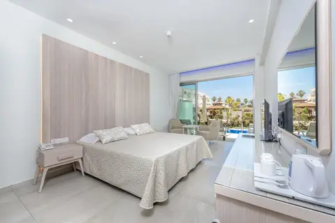 Tasia Maris Beach Hotel & Spa in Ayia Napa — foto 15