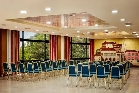 NH Sintra Centro in Casal de Cambra — foto 30