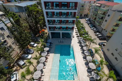 Savotel Resort in Golem