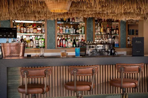 Minos Ambassador foto 4