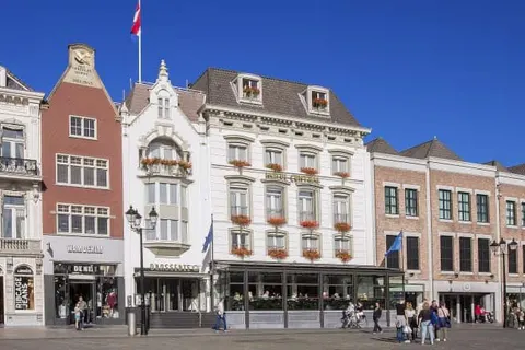 Golden Tulip Hotel Central foto 1