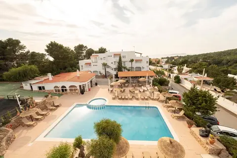 Apartamentos Blanco Sol in Sant Josep de sa Talaia