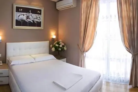 Hotel Vila Verde City Center in Tirana — foto 19