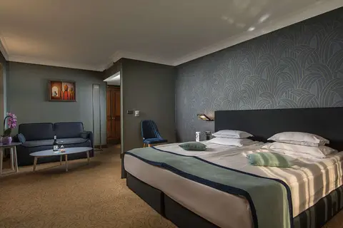 Rosslyn Thracia Hotel Sofia in София