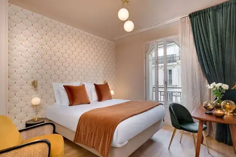 Artemisia Montmartre in Parijs — foto 2