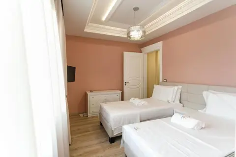 Elite Palace in Tirana — foto 5