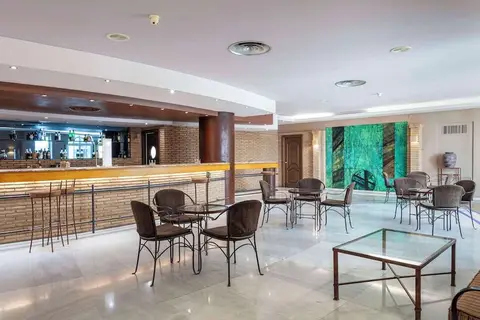 Hotel Macia Alfaros in Córdoba — foto 7