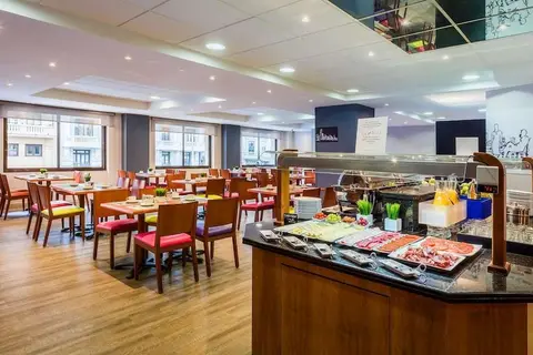 Hotel Madrid Centro Affiliated by Melia in Madrid, foto 7