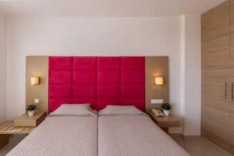 Papantonia Hotel in Παραλίμνι — foto 11