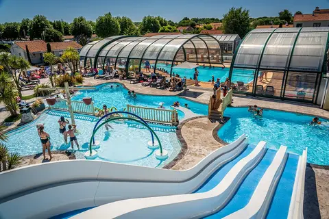 Camping Le Nid D été in Les Sables-d'Olonne — foto 11