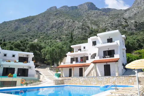 Yiannis Apartments in Μπαρμπάτι — foto 28