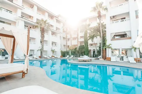 Bahia Hotel & Beach House in Cabo San Lucas — foto 10