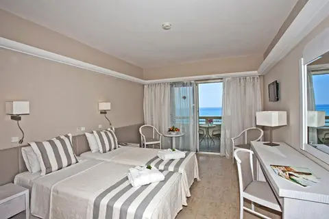 Pearl Beach Hotel in Rethimnon — foto 17