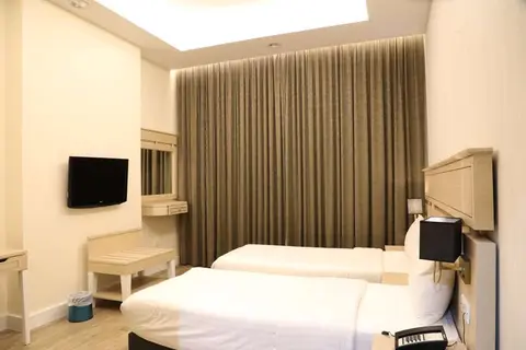 Wescott Plaza Hotel Appartementen L.L.C in Dubai — foto 17