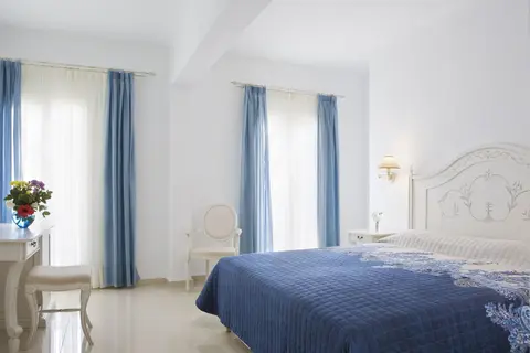 Kamari Hotel in Πλατύς Γιαλός — foto 30