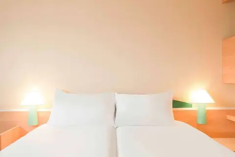 Ibis Paris Porte de Montreuil in Parijs, foto 11
