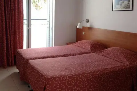Pylea Beach Hotel in Ιαλυσός — foto 4
