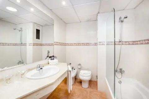 O7 Tenerife in Puerto De La Cruz — foto 11