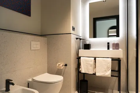 TRIBE Milano Malpensa in Vizzola Ticino — foto 10
