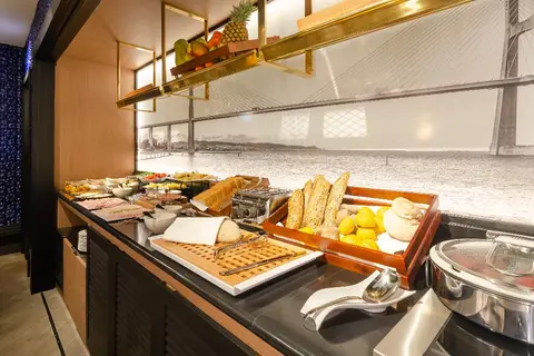 Eurostars Lisboa Baixa in Almada — foto 6