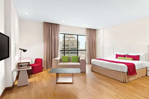 Ramada Hotel & Suites by Wyndham JBR in Hawthorn Suites by Wyndham Dubai — foto 12