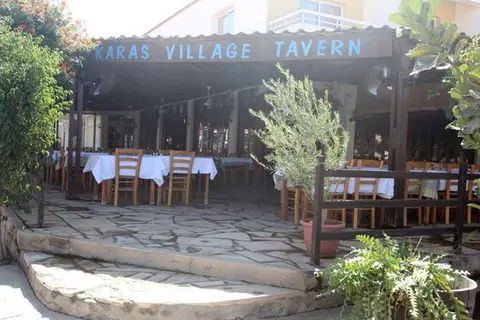 Captain Karas Holidays Apartments in Παραλίμνι — foto 10