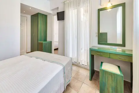 Zefyros Eco Resort in Agios Kirykos — foto 25