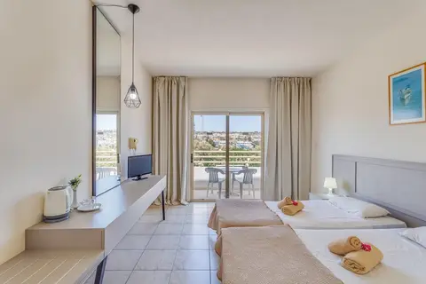 Piere Anne Beach Hotel in Ayia Napa — foto 13