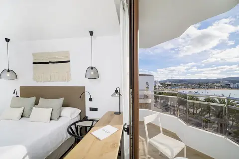 Hotel Sa Clau by Mambo in Sant Antoni de Portmany — foto 26