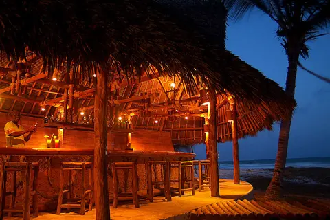 Pinewood Beach Resort & Spa in Kasemeni ward — foto 30
