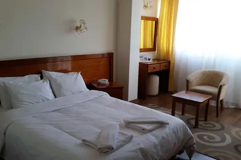 Mountain View Hotel in Karaoğlanoğlu — foto 7