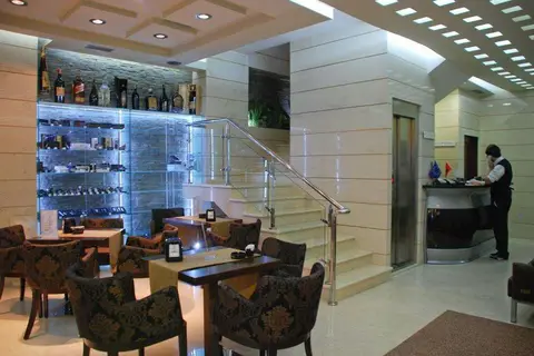 Hotel Comfort Tirana in Tirana, foto 18