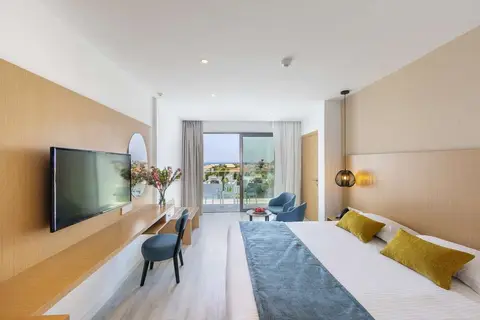 Leonardo Crystal Cove Hotel & Spa by the Sea in Παραλίμνι — foto 2