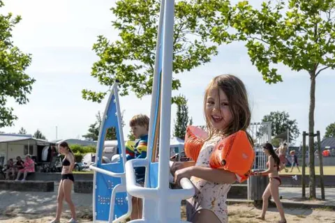 Camping en Villapark De Paardekreek foto 16