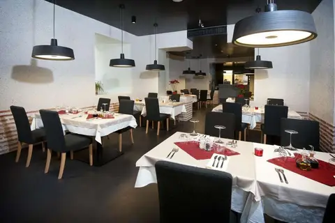 Hotel Slavija in Split — foto 11