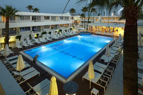 MelpoAntia Luxury Apartments & Suites in Ayia Napa — foto 12