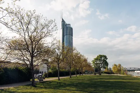 harry’s home Wien Millennium Tower in Wenen — foto 9