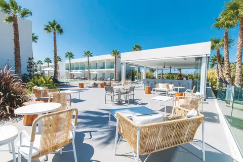 White Dreams Resort in Φαληράκι — foto 4