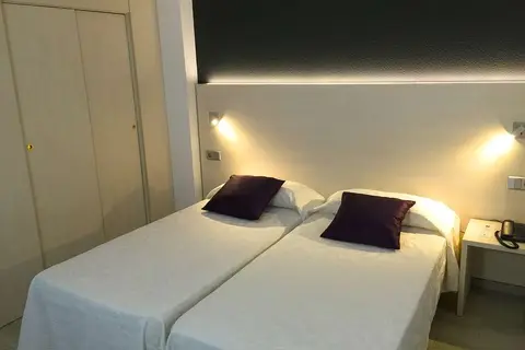 Miami Park Aparthotel in Calella — foto 6