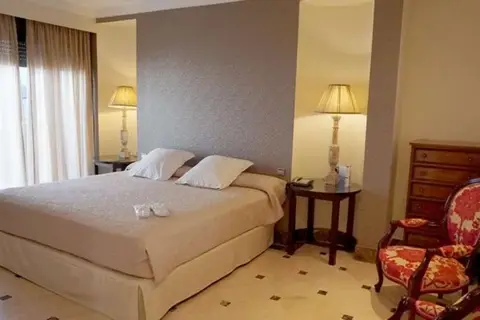 Hotel Cadiz Plaza in Cádiz — foto 5