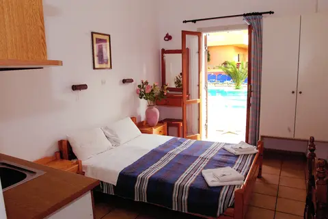 Semiramis Apartments in Δημοτική Ενότητα Μαλίων — foto 12