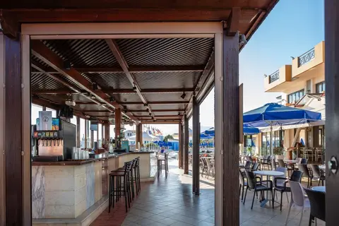Koni Village Hotel in Δημοτική Ενότητα Μαλίων — foto 22