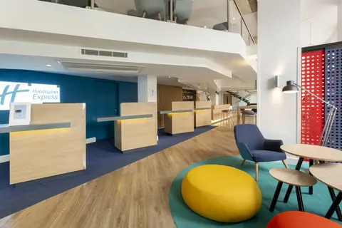 Hotel Holiday Inn Express Edinburgh City Centre in Edinburgh — foto 3