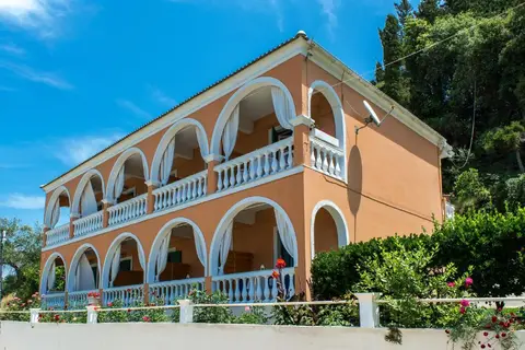 Angeliki Apartments in Δημοτική Ενότητα Λευκιμμαίων — foto 18
