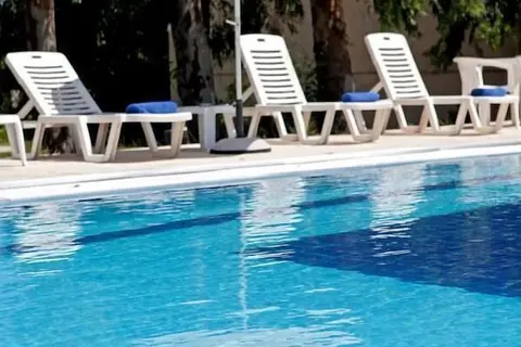 Milton in Ρόδα — foto 28