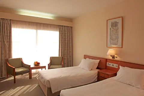 Poseidonia Beach Hotel in Agios Tychonos — foto 7