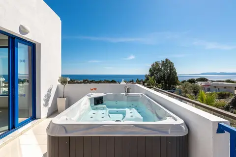 Eagles Nest Hotel in Πεύκοι — foto 17