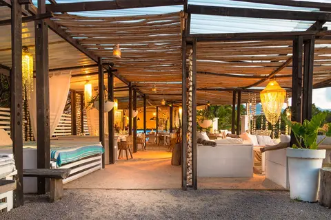 Bliss Hotel Seychelles in Glooiing — foto 12