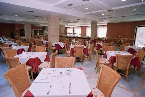 Aparthotel Arena Center in Roquetas de Mar — foto 9